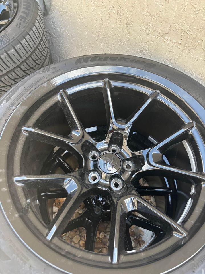 OEM Hellcat Redeye Widebody Wheels