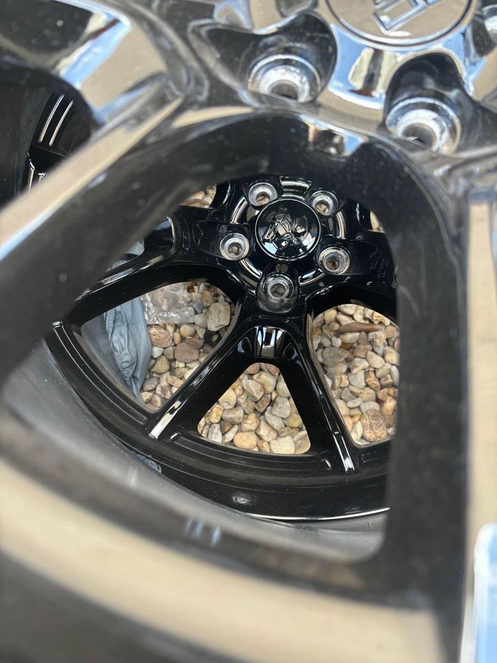 OEM Hellcat Redeye Widebody Wheels - Image 3