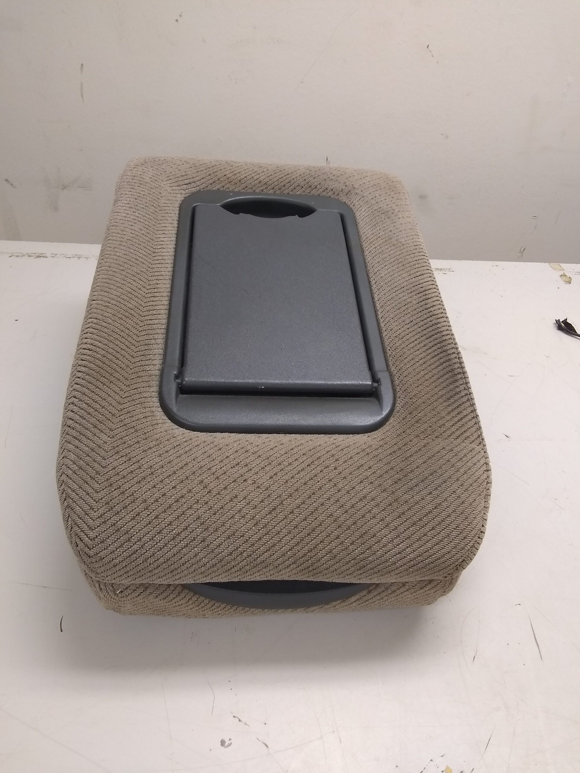 1995-1998 Chevrolet C/k 1500 Truck- Console