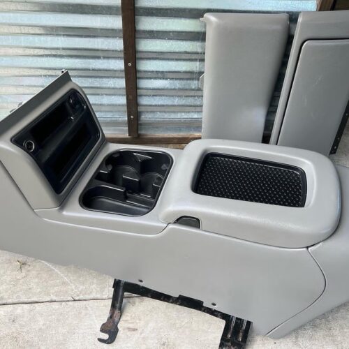chevy 99-07 Silverado/Tahoe center console
